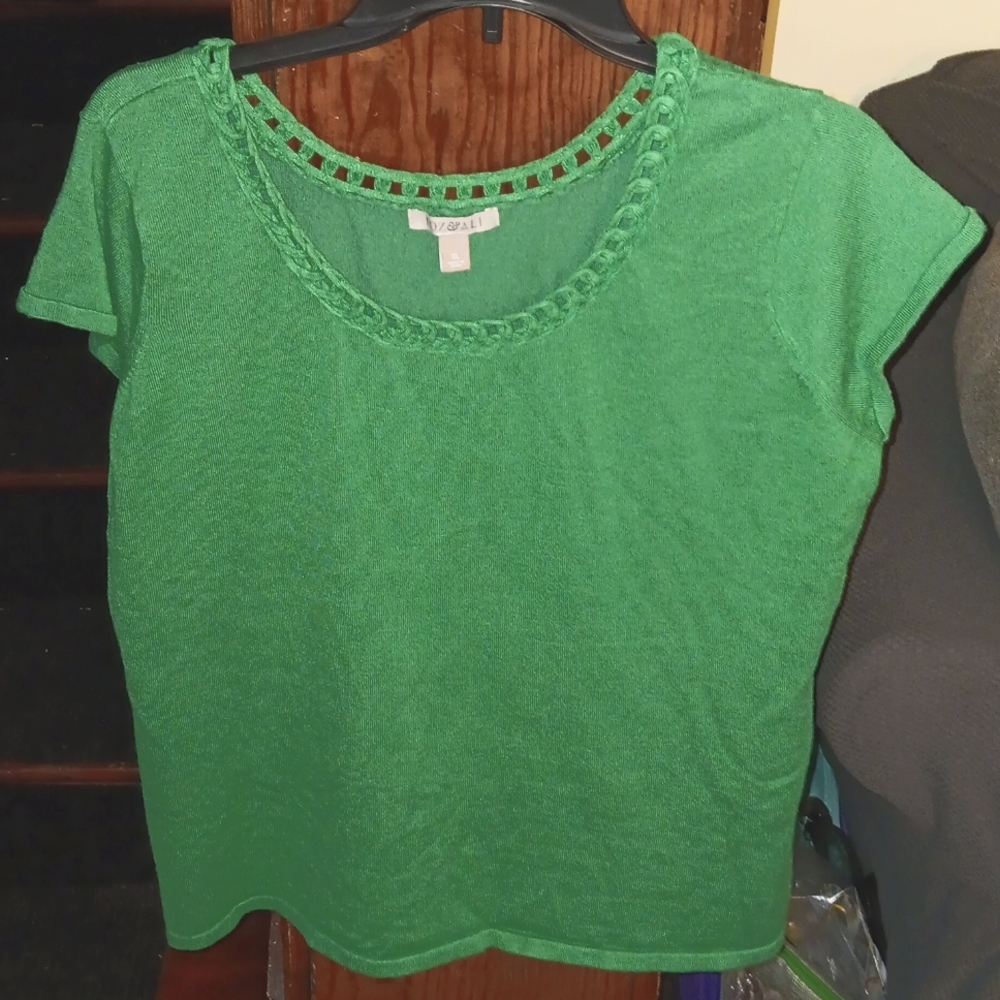 Women's XL green sweater